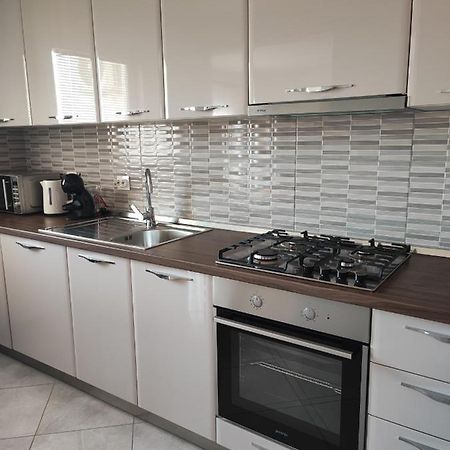 Apartment Eva Póla Kültér fotó
